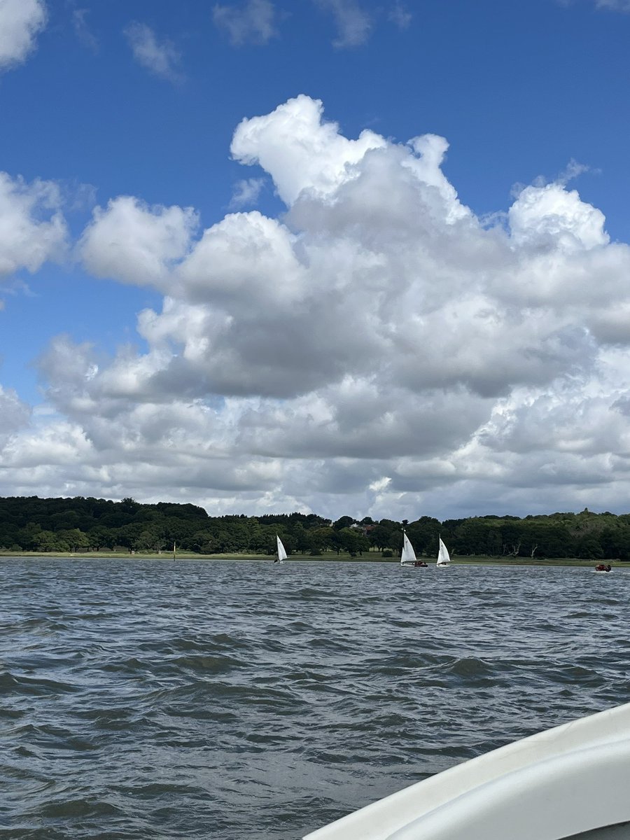 EBprimarysch's tweet image. Year 6 loved sailing! Neptune Sailing - Woolverstone ⛵️