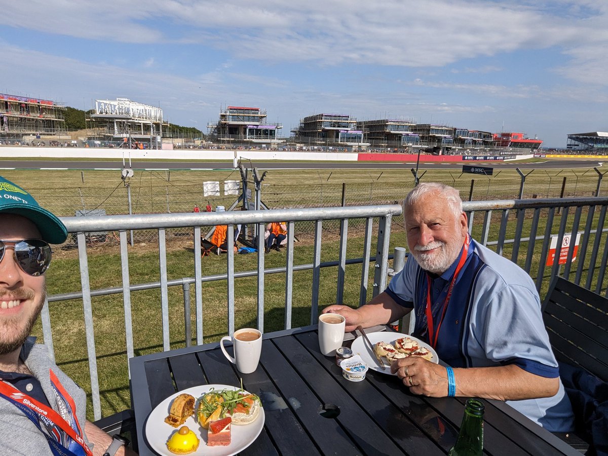 The_DarkGhost's tweet photo. Another awesome day at Silverstone!
#BritishGP #IgnitionClub https://t.co/Wc0xAQKYAe