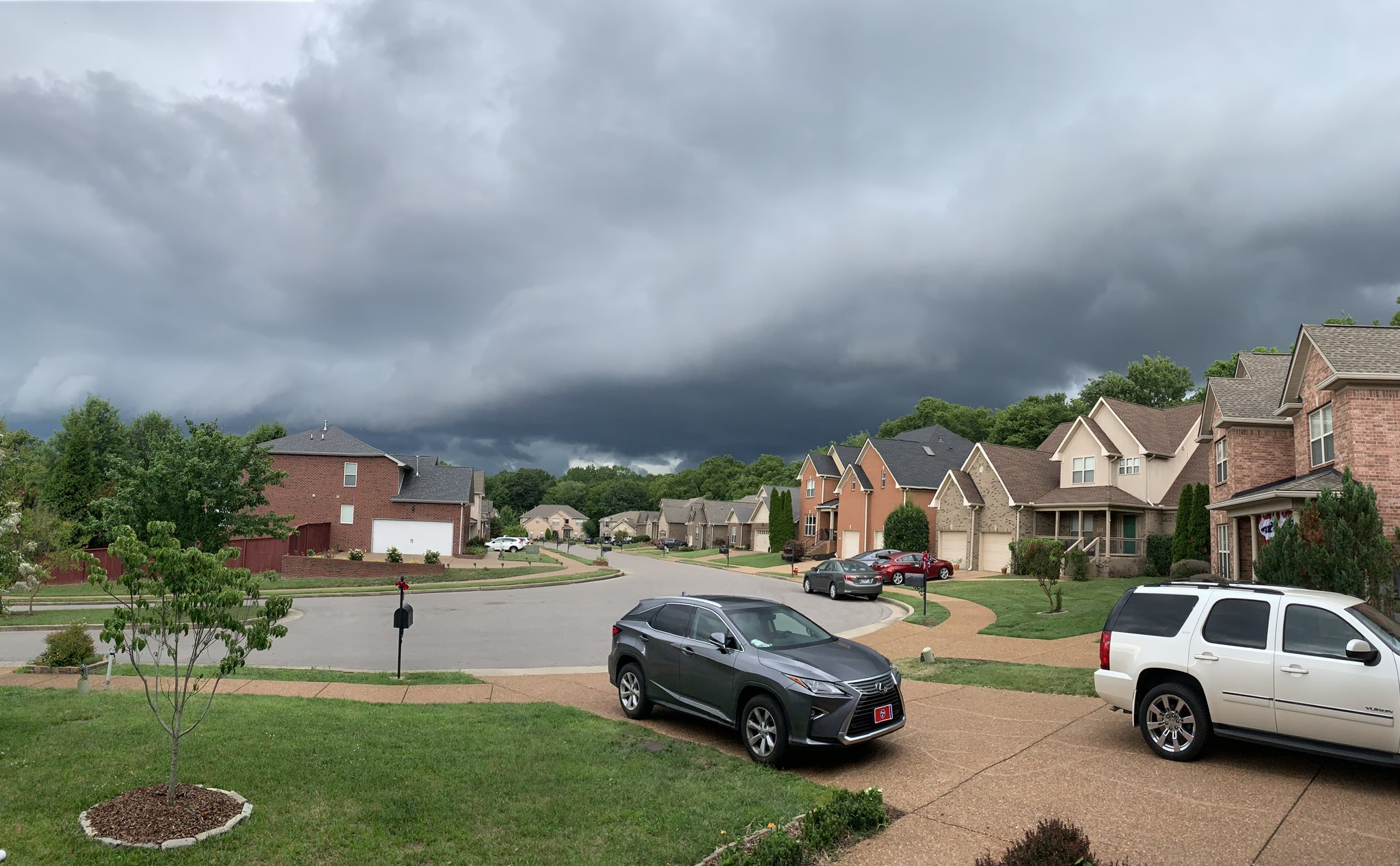 Pettus Weather on Twitter "EPIC shelf in Bellevue TN! tspotter 