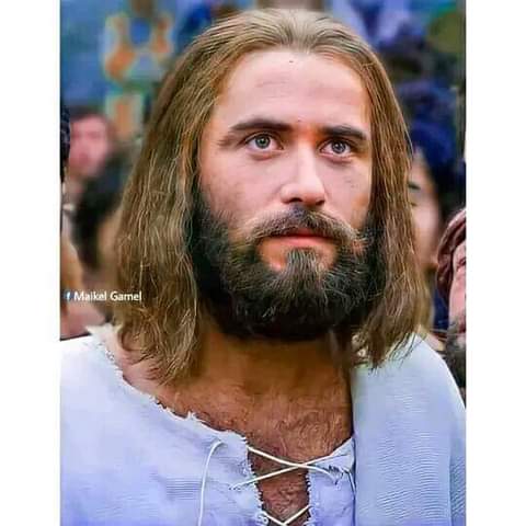 الناس اللي نجحت ف كليتها ونجحت ف الثانويه 
تشكر صاحب الفضل عليها 🙏❤️❤️