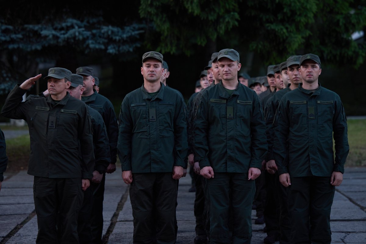 Volodymyr Zelenskyy / Володимир Зеленський tweet media