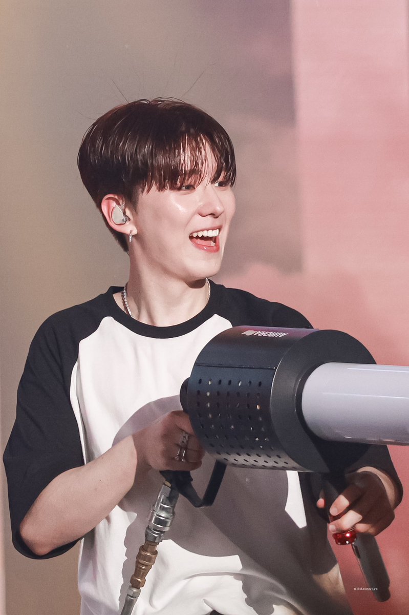 whale_on_wave's tweet photo. 230708 기현 팬미팅 첫콘

행복한 에어건 민들레켠

#몬스타엑스 #MONSTA_X #MONSTAX
#기현 #KIHYUN #WHALEONWAVE https://t.co/1bxz893SpC