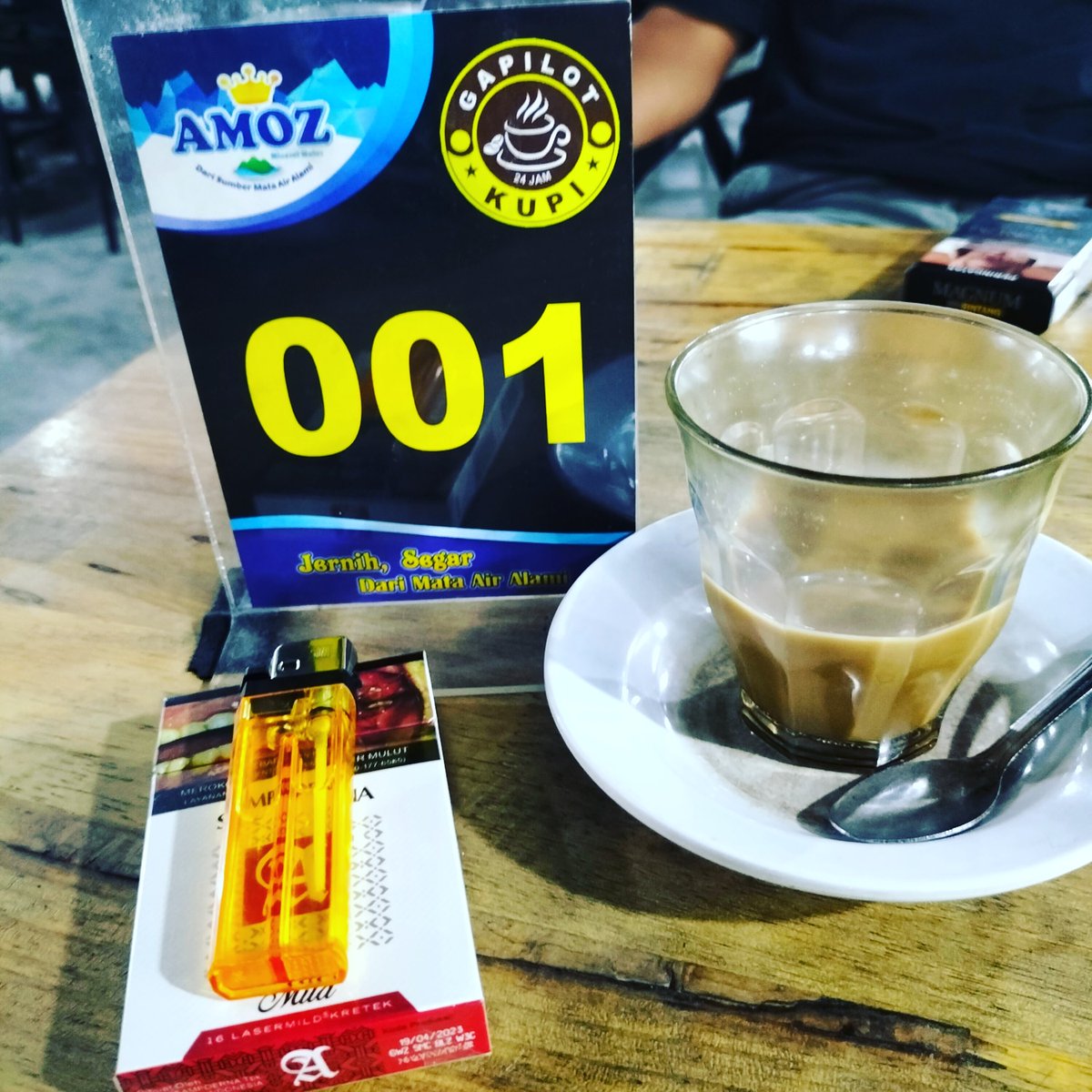 Nikmat kopi mana lagi yang kau seduhkan;)