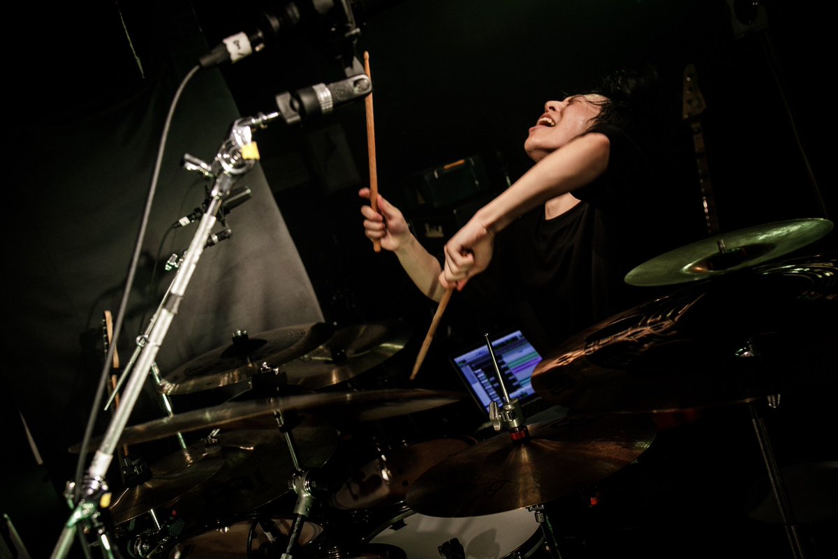 acor_official's tweet image. ALVA : ONE MAN TOUR 2023 EXTRA SHOW w/CROWS ALIVE(@CrowsA_official)

2023年7月8日
場所 : 新潟 GOLDEN PIGS RED

photo by @haru96_s

#ALVAONEMANTOUR2023EXTRASHOW
#CROWSALIVE
#acor