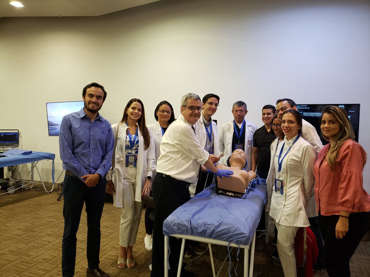 Alejandro Velez Hoyo tweet media