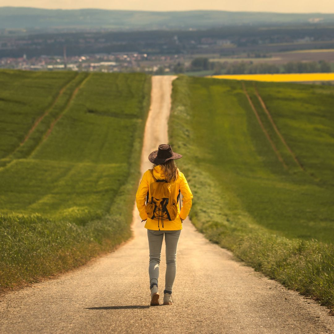 Me to 10-year-old: "Let's get you to bed! It's getting late."
Her: "It's bedtime? Great! I've already come. up with a long series of questions to ask you tonight."
😆

#honesty #shesnotwrong #bedtime #relatable #thismighttakeawhile #parenting #sleep #gentlesleep #allthequestions