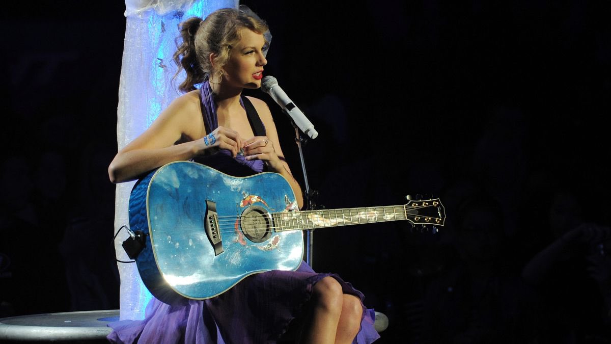 erastourticketz's tweet photo. Regular people just don’t get it. #Swiftie #SpeakNowTaylorsVersion https://t.co/vLuh44HF2y