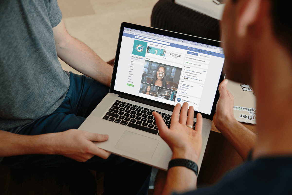 socialchefs's tweet photo. #SocialMedia #leadgeneration: How to drive leads using #Facebook #video. @buffer #SMM https://t.co/6cMBYEmFGS https://t.co/Z4s1fHNjmu https://t.co/3VmkQLPHTQ