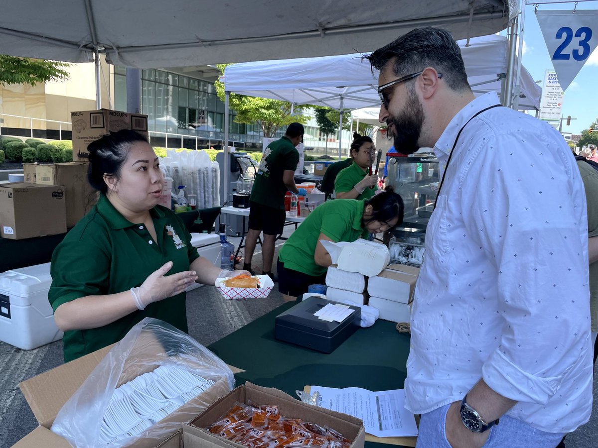 JonRivera149's tweet photo. First day at the Taste of Buffalo 2023 and I'm reminded just how much our city's culinary scene is slept on. Too many new restaurants and dishes to count!

The Taste runs until 9 p.m. tonight, and from 11 a.m. to 7 p.m. tomorrow! https://t.co/Lwq5Jk2GiM