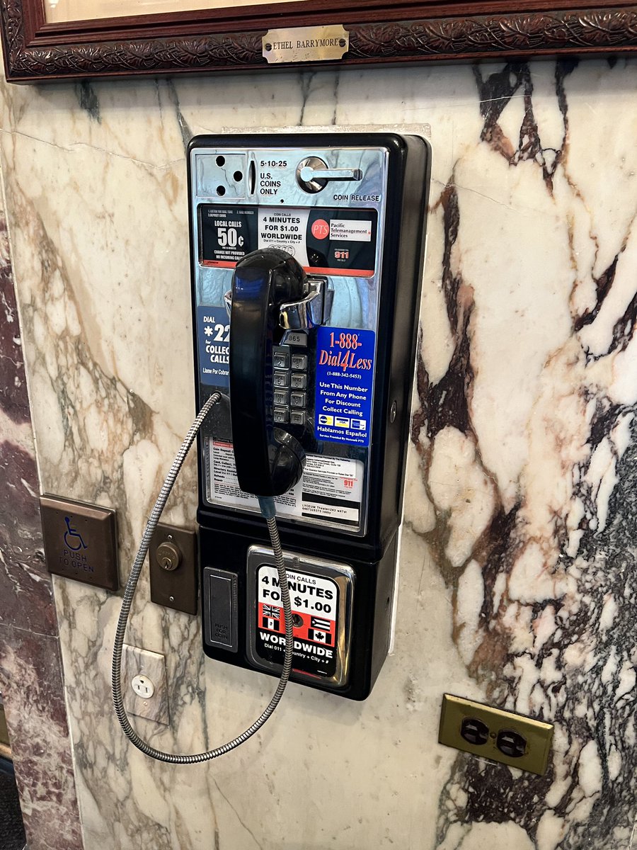 PrakashPatel73's tweet image. Shocked to find one of these still in operation. #throwback #classictech