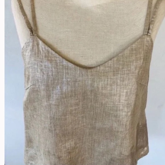 KatiaDBE's tweet photo. So good I had to share! Check out all the items I'm loving on @Poshmarkapp #poshmark #fashion #style #shopmycloset #zara # #cartonnier: https://t.co/LWHaKZ5e2Y https://t.co/CTrFKgeJc2