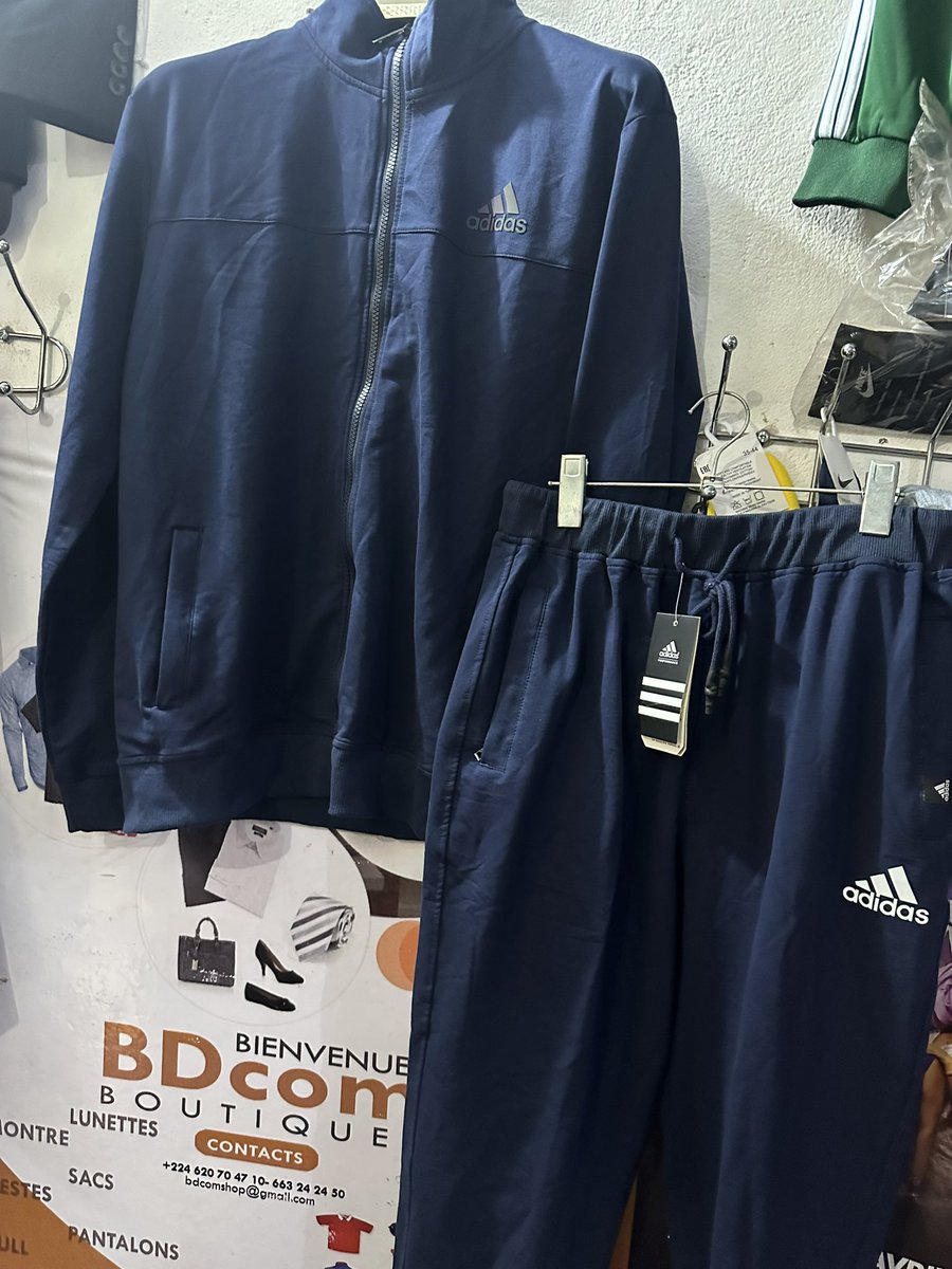 bdcom99's tweet photo. Disponible chez #BDcomShop  450.000 GNF seulement 
Contact +224 620 70 47 10 https://t.co/1vBME8mctS
