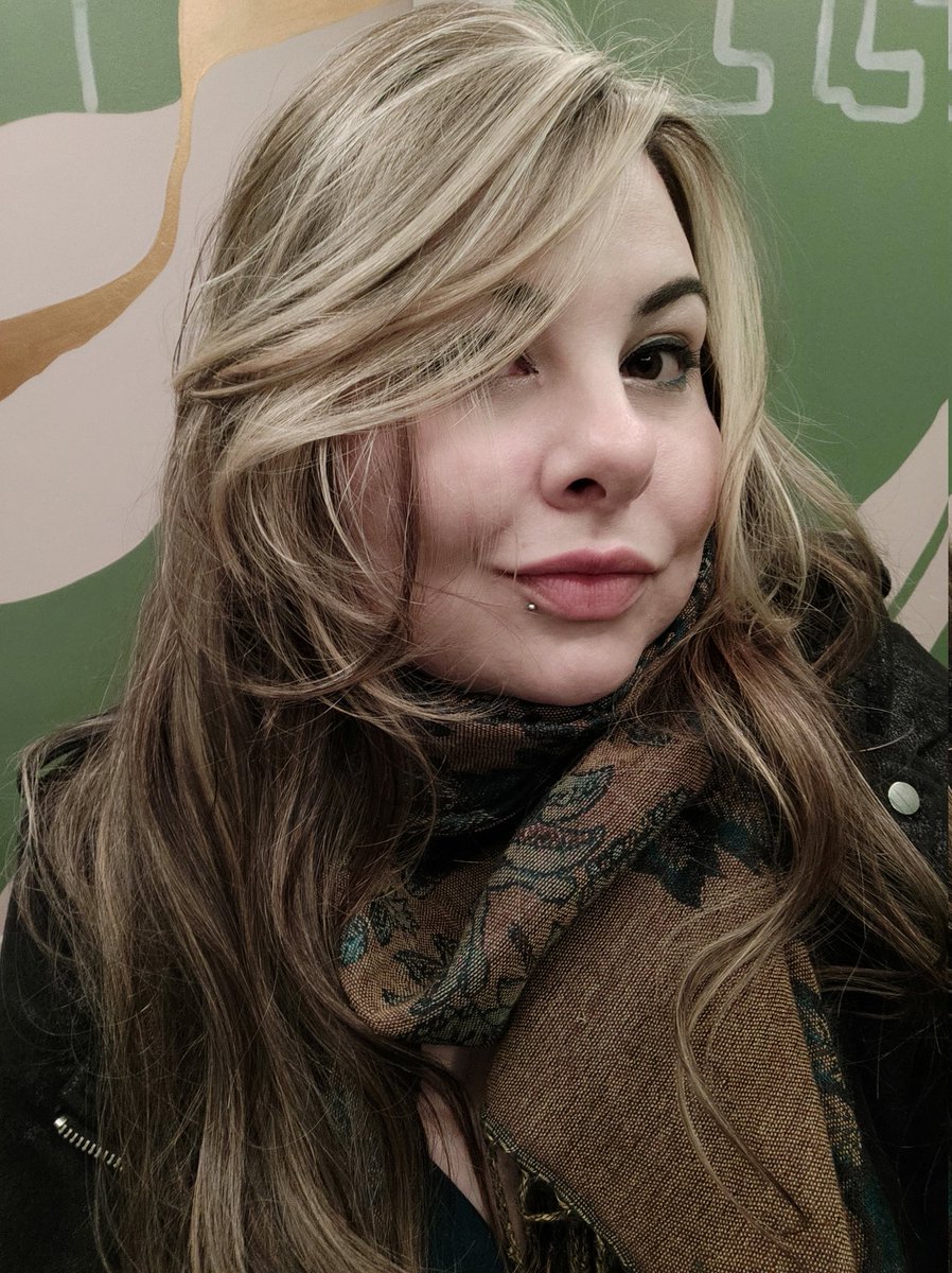 gabriela tweet media