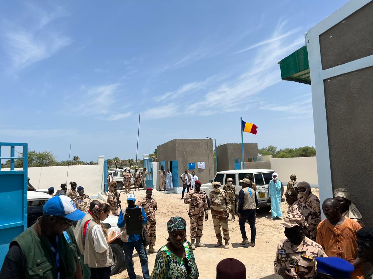NLinTsjaad's tweet photo. Visite du village de Koulkimé ,  province du Lac, dans le cadre du partenariat Tchad / @RSFChad financé par @DutchMFA @AA_stabilisiert @UKinChad @SweinEthiopia @PNUD_Tchad . Services de base tels que l'éducation, police et services vétérinaires sont établis. https://t.co/B04sTYcZAH