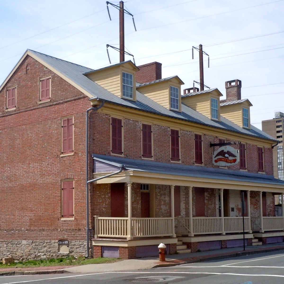 PreservationNJ's tweet photo. The next #10Most is the Eagle Tavern in Trenton. This building signifies the growth of Trenton into a commercial and industrial city from the mid-1760s through into the early 19th century.  The Eagle Tavern was listed on the 10 Most in 1995.  #preservation #thisplacematters https://t.co/ZGL4QX1iha