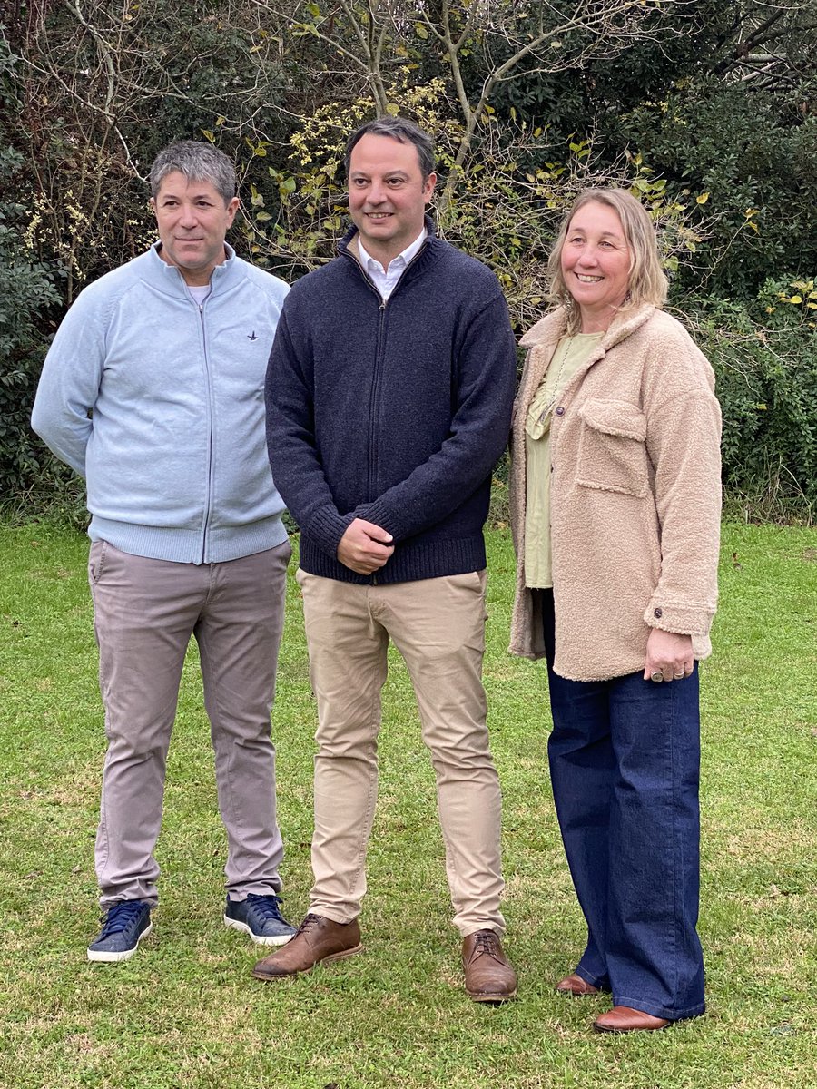 JuntosAreco's tweet photo. 📍Este martes 19.30 hs. en el centro de jubilados; te invitamos a la presentación del #EquipoDeAreco💪 @rattofranc 2023🙌 https://t.co/4flBKoh9ja
