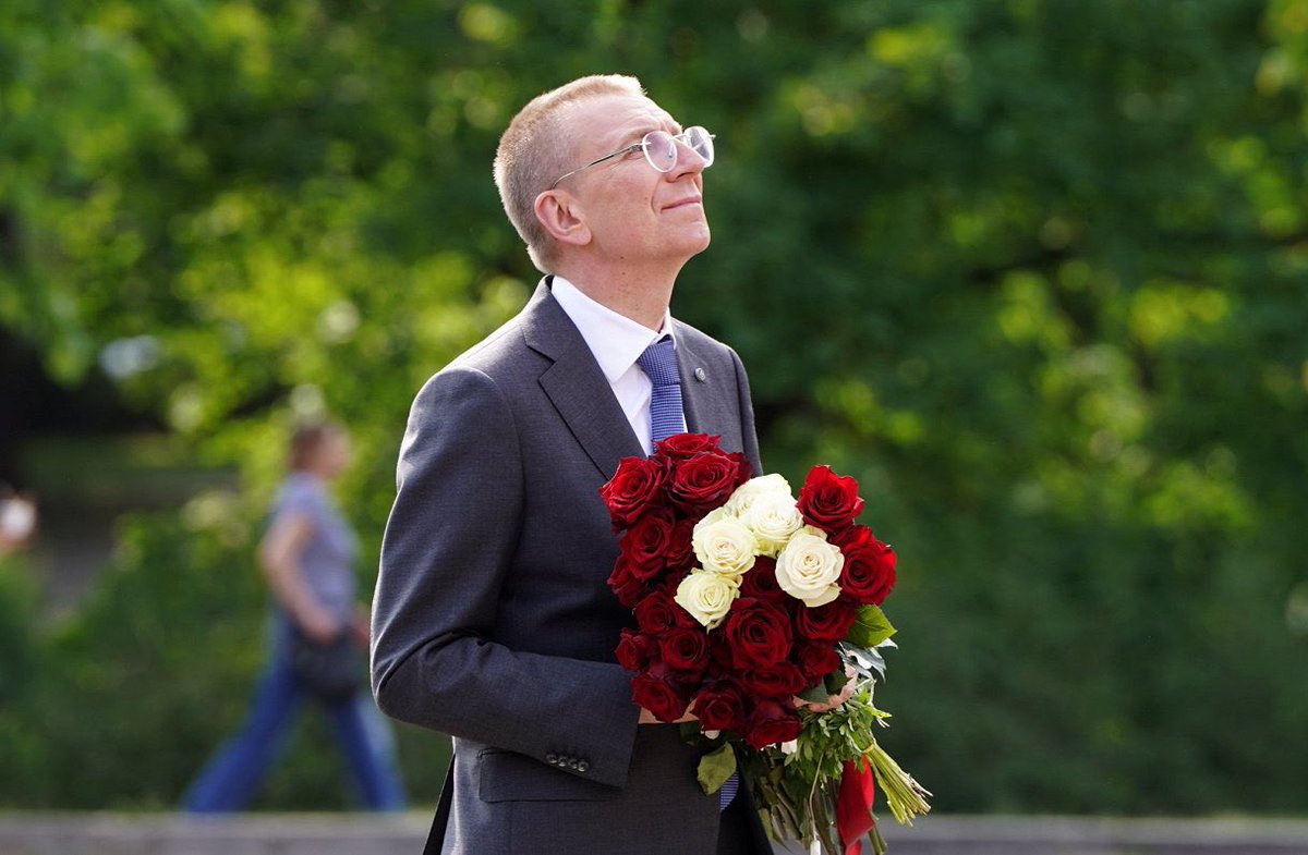 Latvia swears in Edgars Rinkevics as EU's first openly gay president.🏳️‍🌈 #equityandinclusion