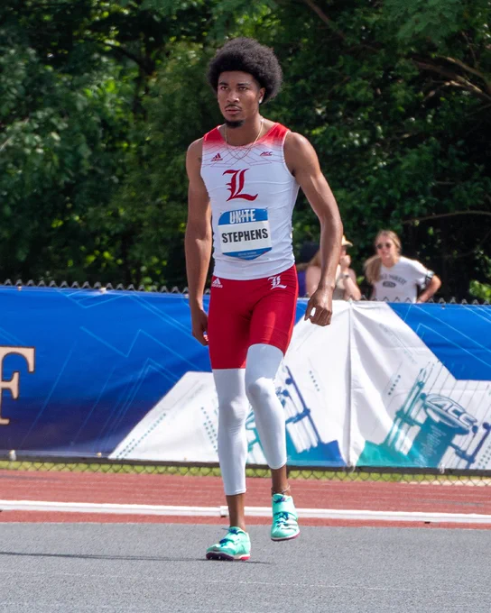 Image from Louisville Track & Field / XC (@LouisvilleTFXC)