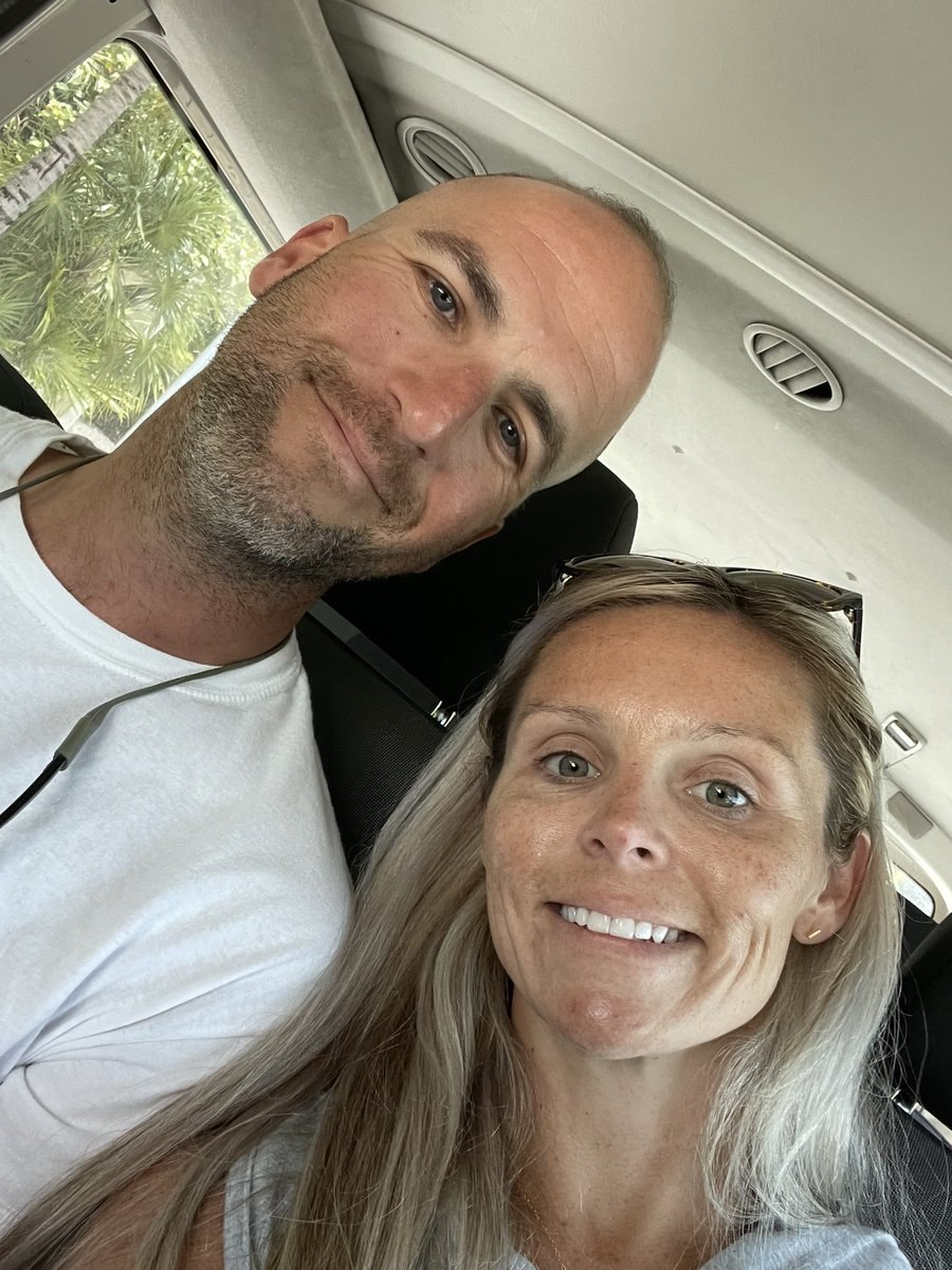 jacwillie's tweet image. We started the day at 3 AM for our #MiniMoon 
We booked a trip to Mexico literally four days ago since we had to reschedule Greece. The water and weather are just incredible. 
#Atlier #IslaMujeres #Mexico #HoneyMoon