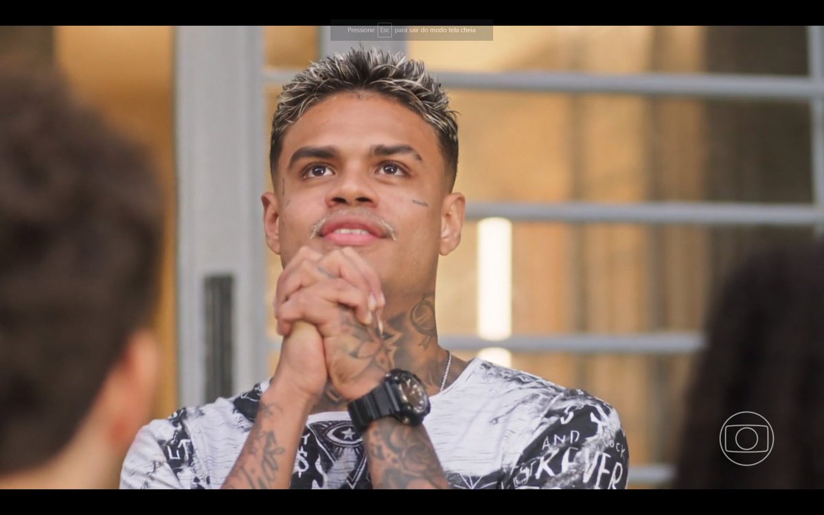 ZAMENZA's tweet image. "Olha o desenho que eu fiz." (Duda)
"Po, esculachou. AULAS." (Hugo)
"Essa é a audiência da minha mãe e irmã e esse aqui o cara que fez mal a elas. O Theo." 
"É ISSO, DEUS!!!!" 
🅰️🅰️🅰️🅰️🅰️🅰️🅰️🅰️#VainaFé