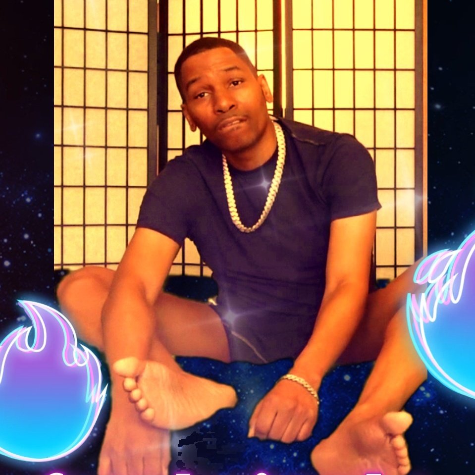 the-kyng-of-gay-music-on-twitter-newprofilepic-https-t-co