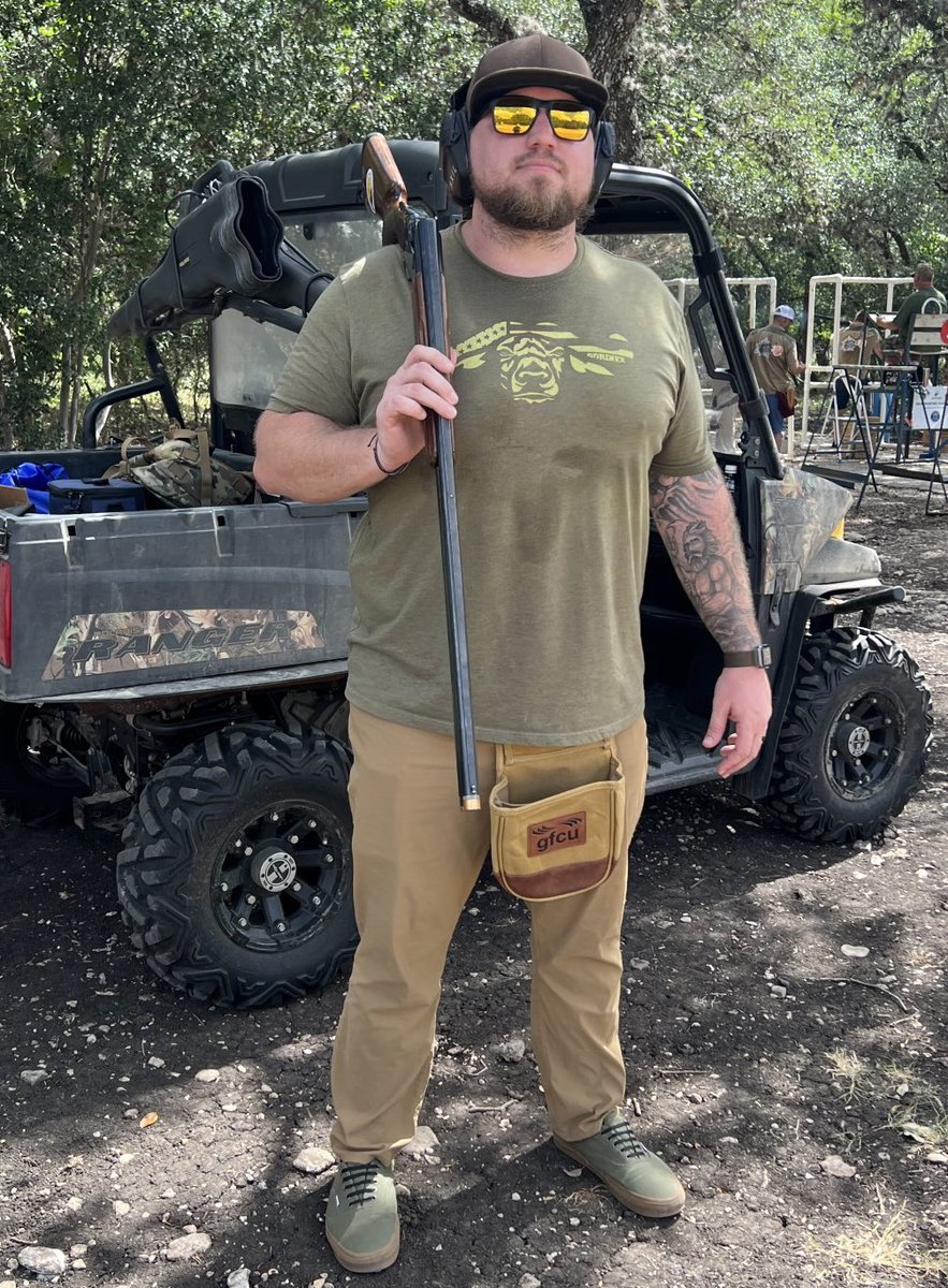 glennrevell's tweet photo. Had a 💥blast💥 with my @LeadershipSA people shooting on the @generationsfcu team for the @SAPOAssociation #BlueCares sporting clay shoot. #LSA44 https://t.co/t7cfPD3zjB