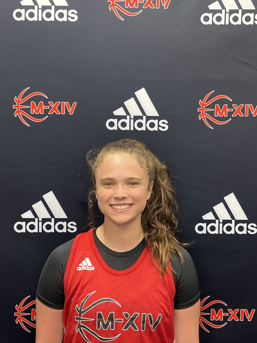 17U BlueStar win  against IN Showcase Black 17u (56-38)

Amerie Flowers <a href="/FlowersAmerie/">Amerie “Mimi” Flowers</a> 13pts
Luella Sheehan <a href="/luellasheehann/">Luella Sheehan</a> 10pts
Kinsey Gracey <a href="/kinsey_gracey/">Kinsey Gracey</a> 9pts
#Repthe14