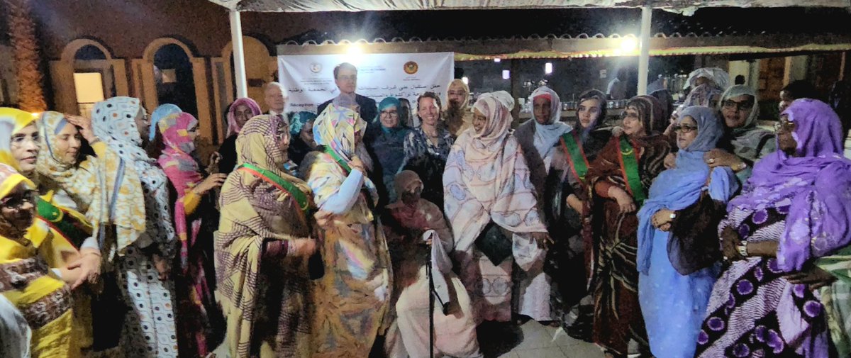 lucet_marc's tweet photo. Les femmes élues mauritaniennes à l'honneur ce soir, grâce à l'Observatoire National des Droits des Femmes et des Filles.
Travaillons ensemble, nous disent-elles,  pour la parité et la réalisation des droits de chacune. Soutenons-les ! https://t.co/eMxF12hoDD