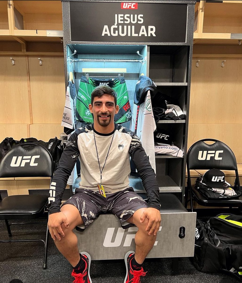 CuevasDarza's tweet photo. He is ready for September.... @ufc @danawhite 💪 fresh as a 🥬🇲🇽🇲🇽 
Viva México 🇲🇽💪 #17sec #ufc290 #LasVegas https://t.co/d3i13WvMQ5