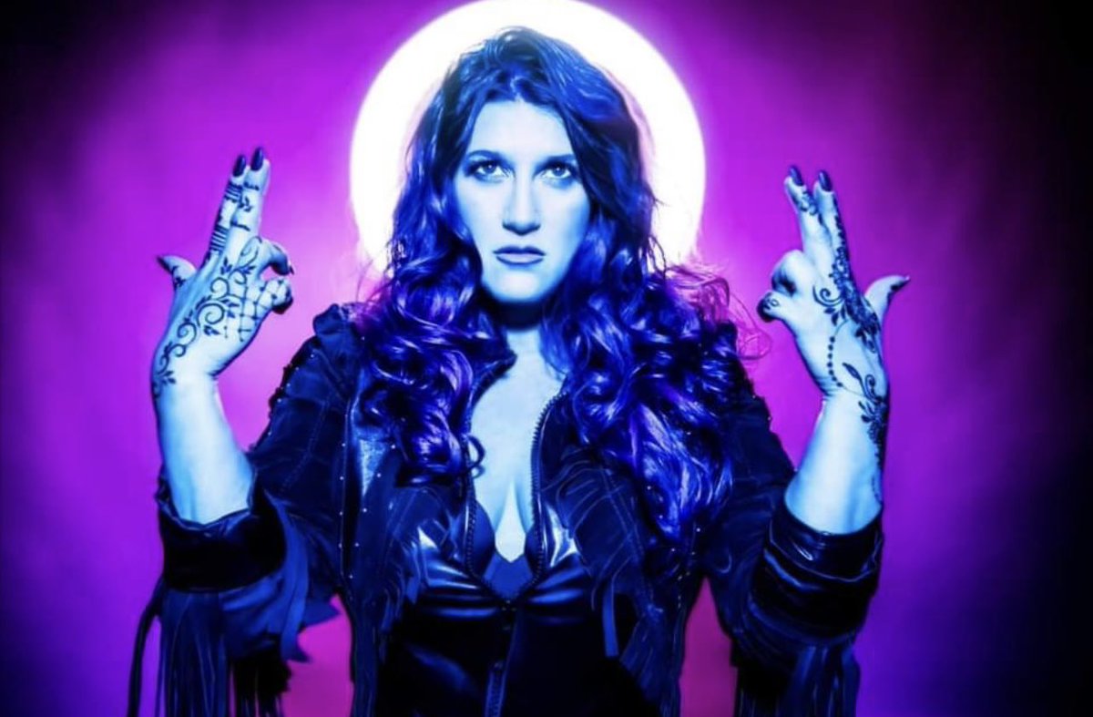 jasminecainrock's tweet image. IYKYK....The man, The myth, The legend is celebrating his birthday tonight and you better be at his bar tonight at 8pm to rock with us! Oak Grovetavern #FJS