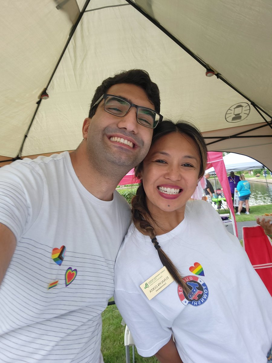 YoungDemsofWill's tweet photo. We had a wonderful time staffing the @dupagetownshipdems tent at Bolingbrook Pride Picnic and Puppies! It was great meeting so many people from our communities and telling them about our local Democrats! #YoungDemsOfWill #ThePowerOfWill #YoungGetsItDONE https://t.co/Rbi3r4Ow5D
