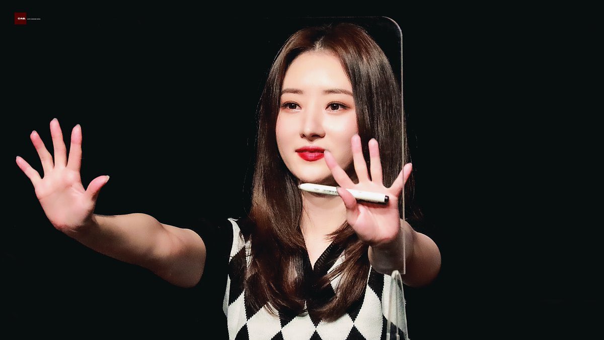 ¿Salí solamente para estar presente en el #𝚃i𝕒raᖭི𝙳ay? Obvio, ya que no podía perderme el evento donde festejamos el #𝑚ai͟n𝔸C𝔼𐚁𓈒࣪𝕓·𝕕ay de <a href="/333_witches/">ᚧEᚣTᚺ ✩ ᚹOTᛁOᚢ</a>, ¡felicidades preciosa! Te deseo el mayor de los éxitos en este día especial.

⠀   ⠀◌ ֺ ׅ 🪻 𝑏ere︐ nice.