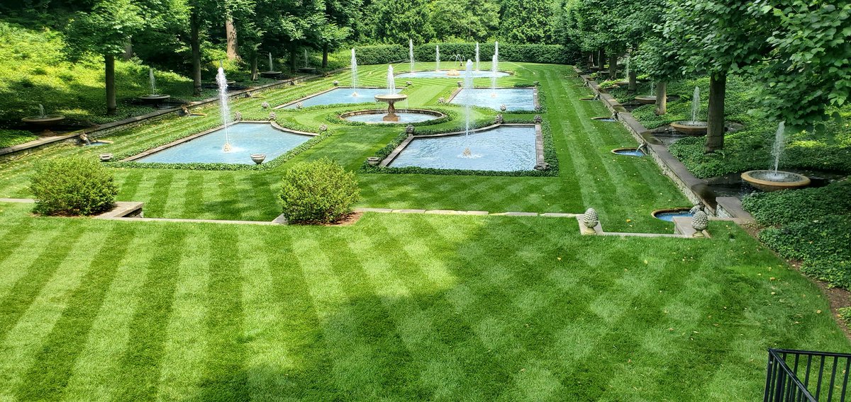 JoshAl1256's tweet photo. I had the pleasure to visit @longwoodgardens with my family for a few hours.  WOW, attention to details was on point, bold and bright approach. I am challenging all  in the green industry to display their passions,creativity through their designs. 
@CityOfBoston @FOPG @nicholsmj https://t.co/1cqwfil6sa