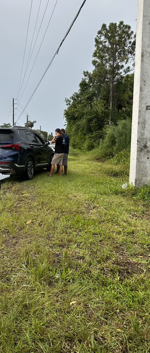 Katelyn Schwalm (@katelynschwalm) on Twitter photo Rain or Shine theyβre going to get it done.
We love drive through fiber over here.
Thanks for the hustle @Dillyadams <a href="/NoraRestrepo19/">Nora Gutierrez</a> <a href="/torielynn_/">Victoria Garrow</a> Rain or Shine theyβre going to get it done.
We love drive through fiber over here.
Thanks for the hustle @Dillyadams <a href="/NoraRestrepo19/">Nora Gutierrez</a> <a href="/torielynn_/">Victoria Garrow</a>