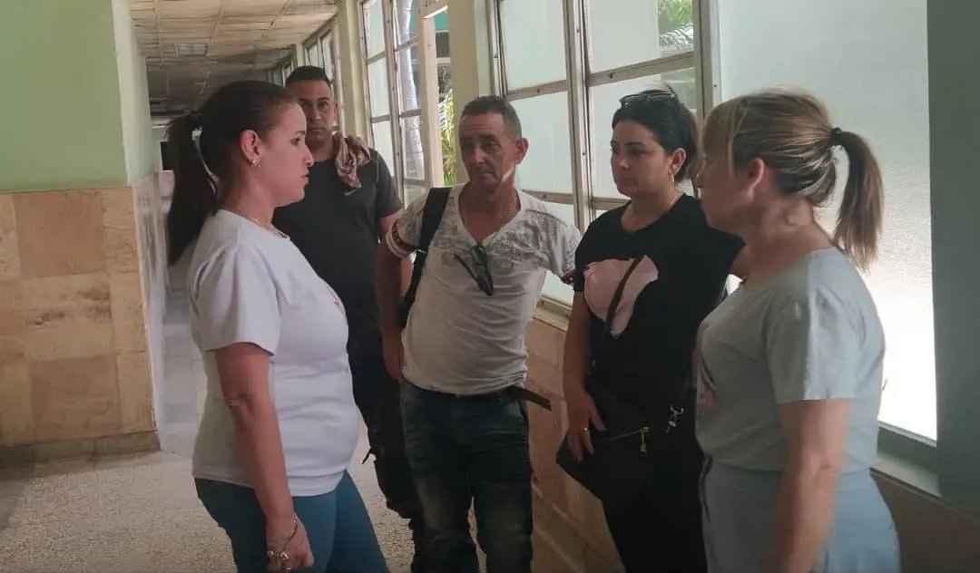 HospitalGustavo's tweet photo. Todos los #accidentados reciben la atención necesaria por parte de nuestros #profesionales. Desde el @HospitalGustavo transmitimos las #condolencias a los familiares de la persona fallecida que se nombra Felo Sabina, residente en el municipio Cumanayagua.
#Luto
#CubaSalvaVidas https://t.co/wGNTaV75cu