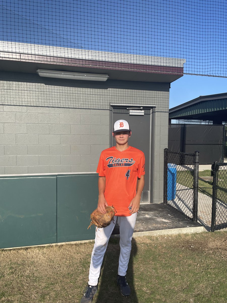 ✭Five Tool Texas✭ (@fivetooltexas) on Twitter photo F: <a href="/DTigerBaseball/">Dallas Tigers</a> Houston 15, Marucci Elite Texas Perrish 2
PoG: <a href="/CaballeroKeegan/">Keegan Caballero</a> 6.2 IP, 8K, 2R, 2H F: <a href="/DTigerBaseball/">Dallas Tigers</a> Houston 15, Marucci Elite Texas Perrish 2
PoG: <a href="/CaballeroKeegan/">Keegan Caballero</a> 6.2 IP, 8K, 2R, 2H