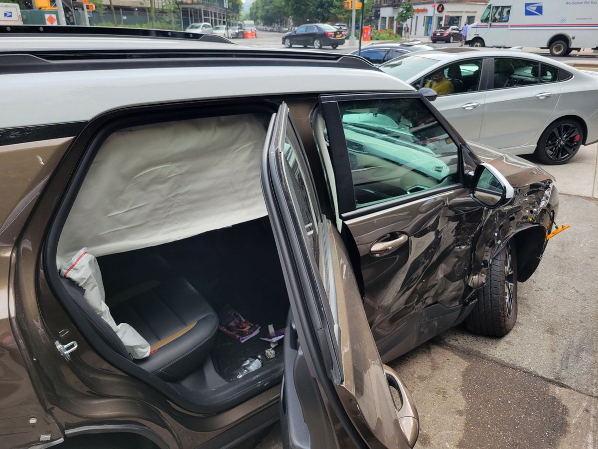 I was hit at full speed by a NYPD car last night. My glasses broke when the airbag hit me. Idk when I'll be streaming again guys it might be a bit, but I'm glad to be alive 🙏