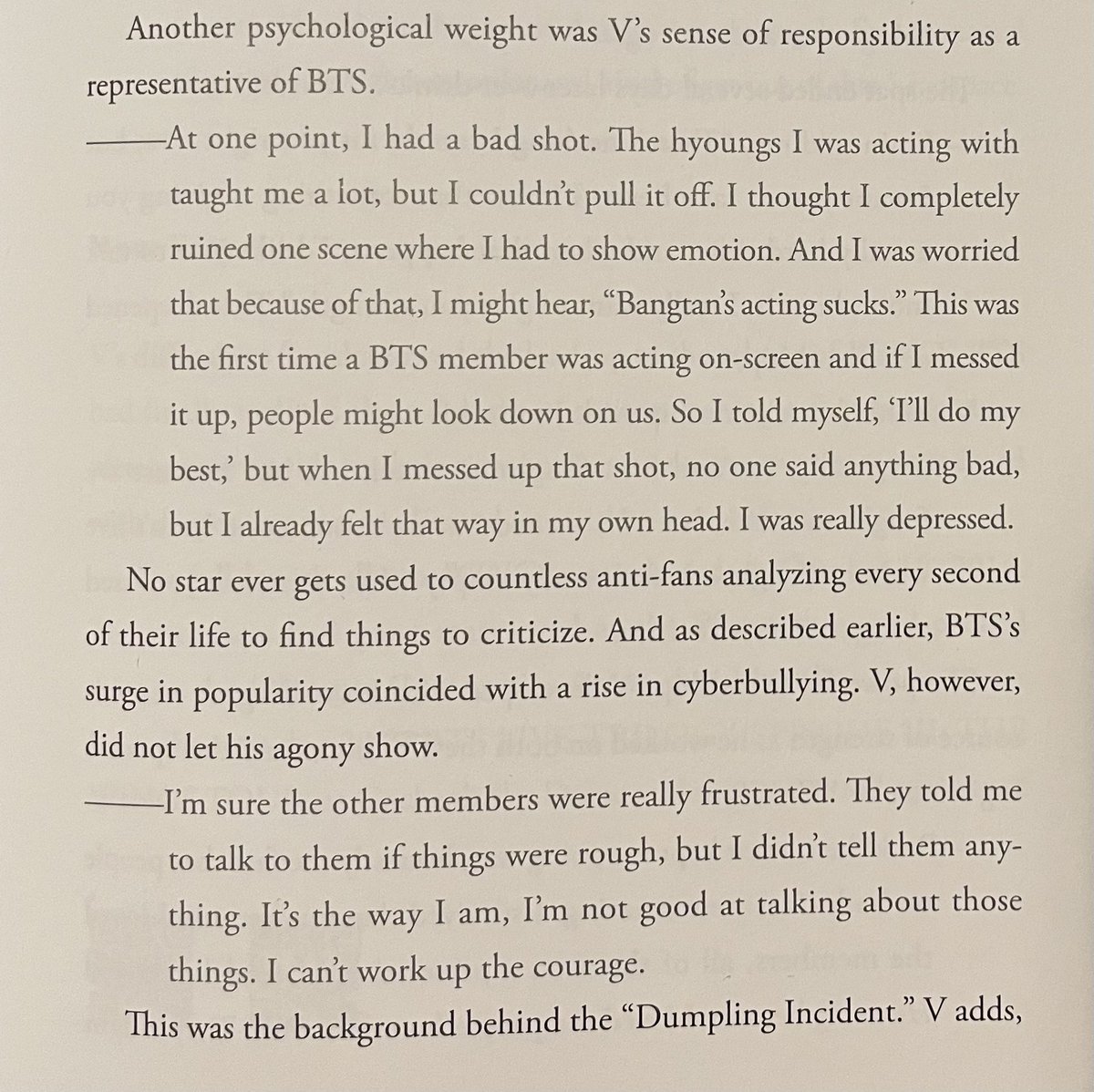 dailyjmthv's tweet photo. cw // spoiler bts book

VMINIES WAKE UP WE FINALLY KNOW WHAT HAPPENED ON THE DAY OF THE VMIN DUMPLING INCIDENT 😭😭😭😭 https://t.co/pzxPdO3dRt