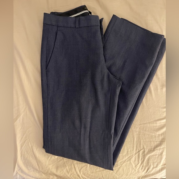 BrookeBelfry's tweet photo. So good I had to share! Check out all the items I'm loving on @Poshmarkapp #poshmark #fashion #style #shopmycloset #coast #bananarepublic #everlane: https://t.co/dDolApaL4m https://t.co/3Qo8lNvs3y