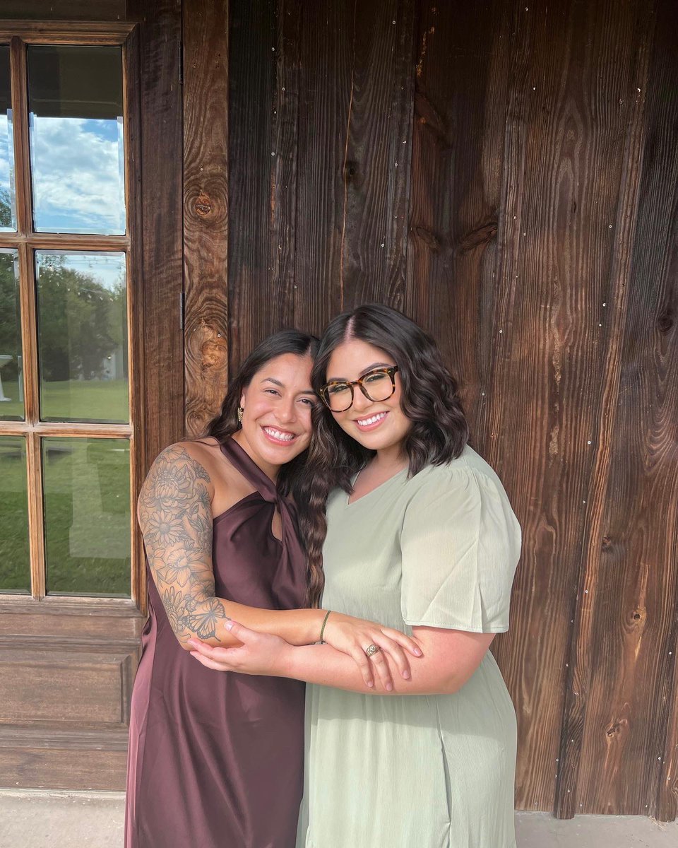 lainey_orosco's tweet photo. Wedding szn 🥂 https://t.co/hmUaKgulFp