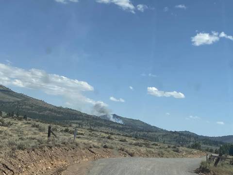 fire_feeds's tweet photo. Firefighting aircraft fighting the #PeavinePeakFire North of #PeavinePeak #WashoeCounty #NV 
https://t.co/vXslPQbViP

https://t.co/M2fEXAxpZQ

#RVAviation
#N690CP Air Tactical Aircraft

#NVDNR
#C401 #N212DF Type II Heli

#FredLocker
 #N207LA SEAT
#T867 #N8507N SEAT
🔥 https://t.co/i858MV6wp4