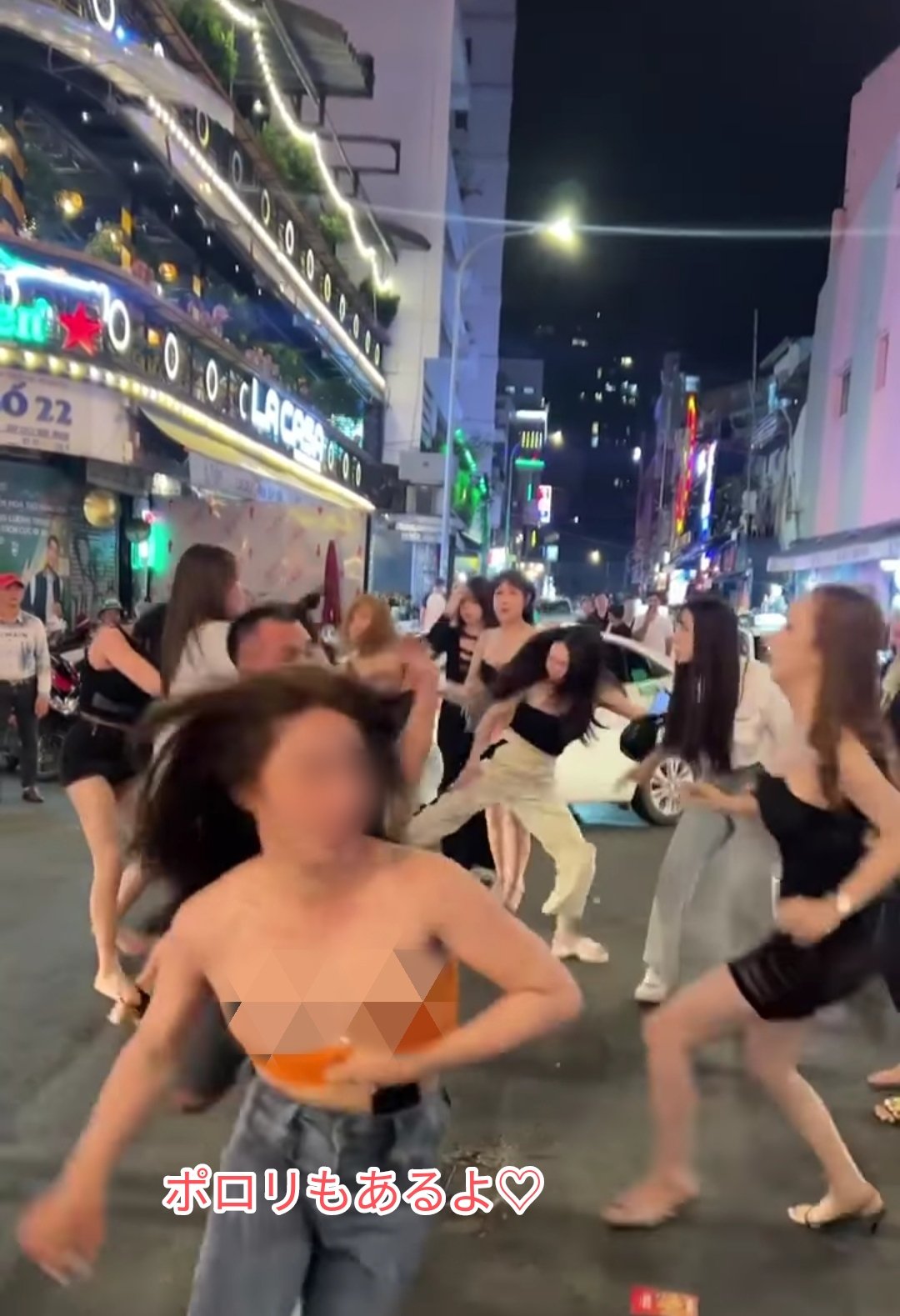 キャットファイト ポロリ