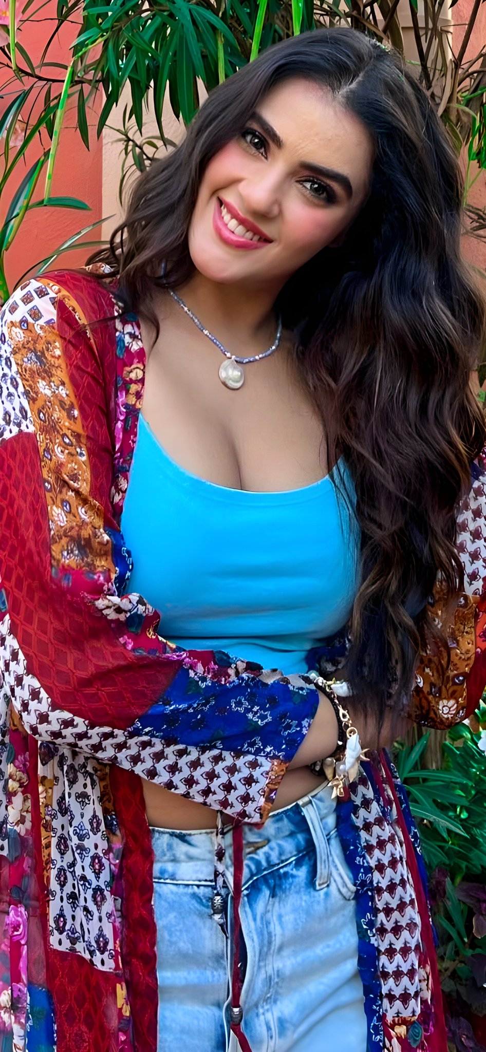 F0jkmiYaQAAAQej?format=jpg&name=large