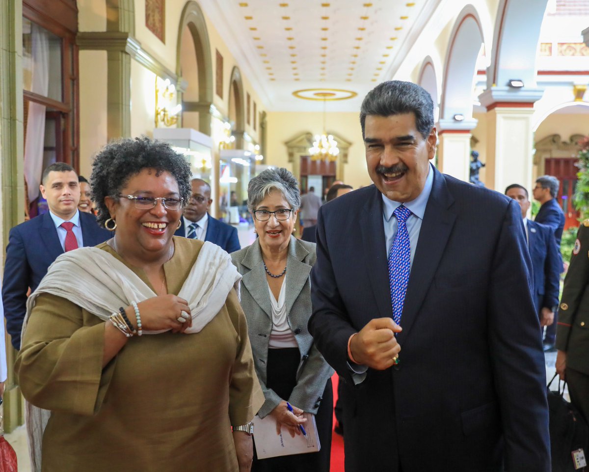 ¡Buenas noticias! Entre los acuerdos que firmamos el día de hoy #8Jul, decidimos reconectar a Venezuela y a Barbados con vuelos directos. Una extraordinaria oportunidad para el turismo y la unión de nuestros Pueblos. Pendientes para el mes de Septiembre.
