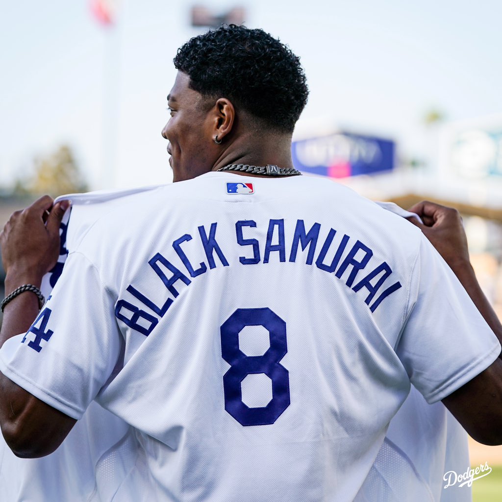 Los Angeles Dodgers on X: Black Samurai. Welcome to Dodger Stadium,  @rui_8mura!  / X