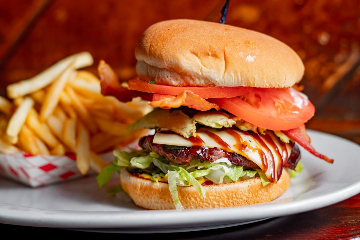 Made fresh. Made with love. Playa Burger