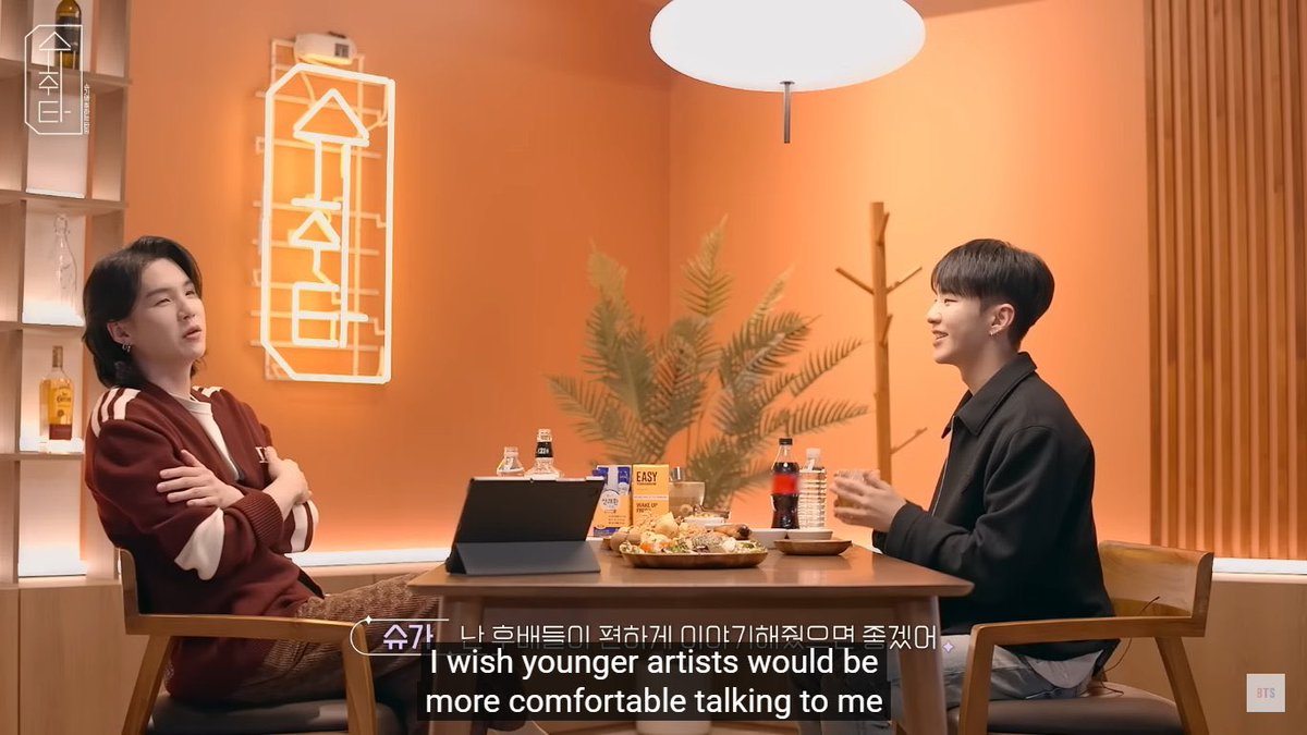 taebokkiii's tweet photo. Now I understand why yoongi want to become the type of senior that he himself needed back in the day. My heart break so much. https://t.co/h2k5wT5sZR