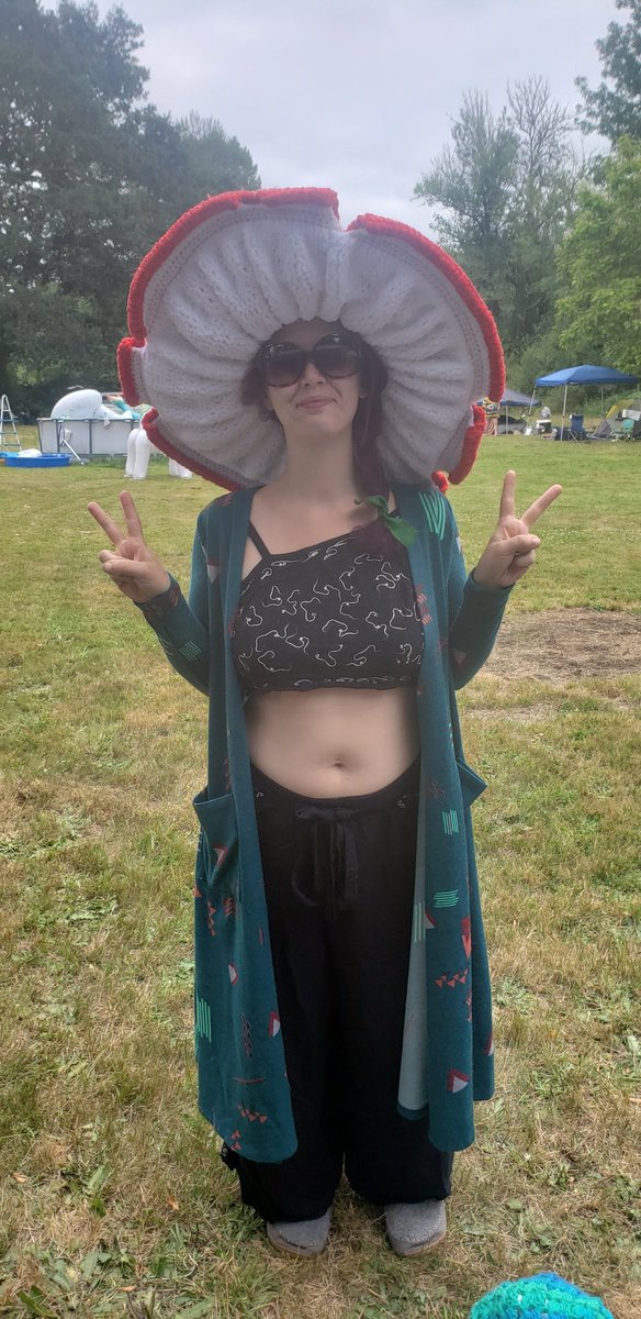 KaTapillars_Art's tweet photo. My heart is so full!! I'm so humble to be blessed with so many amazing humans around me. 💜
#festivallife #crochet #cosplay #forestfun #pagans #myhumans https://t.co/1q6Aby63Gm
