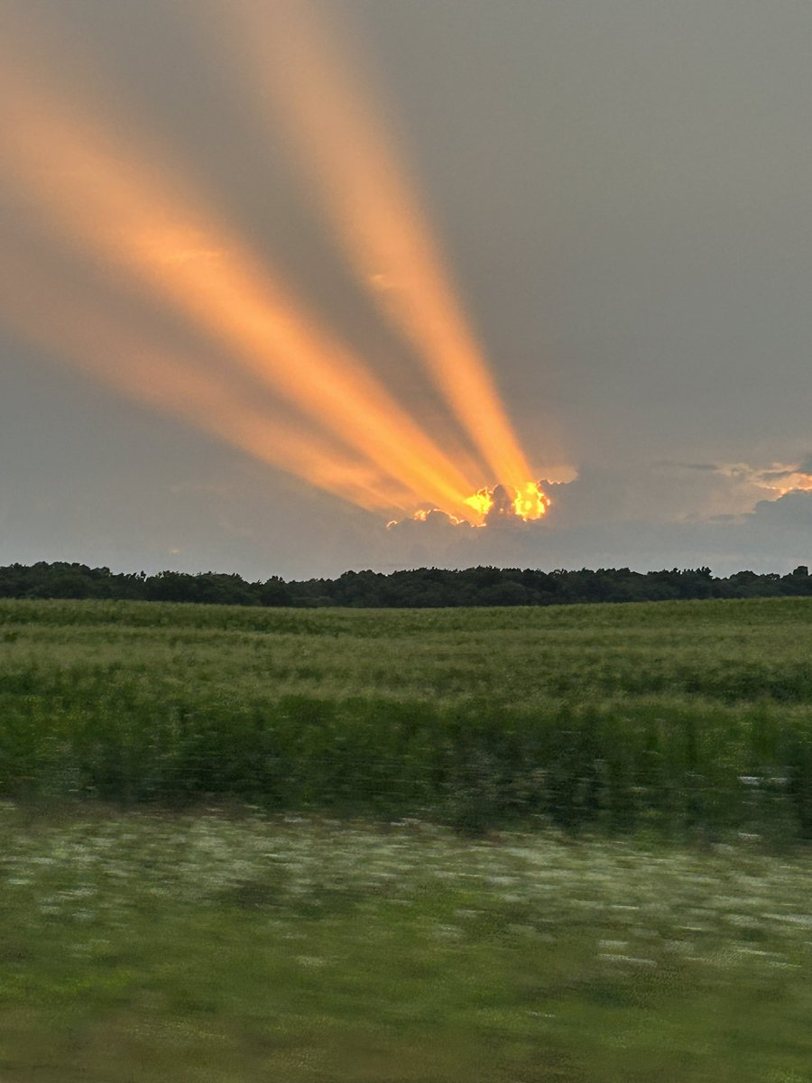 The sun after a summer storm. Aiden Riley took this sunset picture on his way home to Hopkinsville from Bowling Green. <a href="/SpectrumNews1KY/">Spectrum News 1 Kentucky</a> #onekentucky