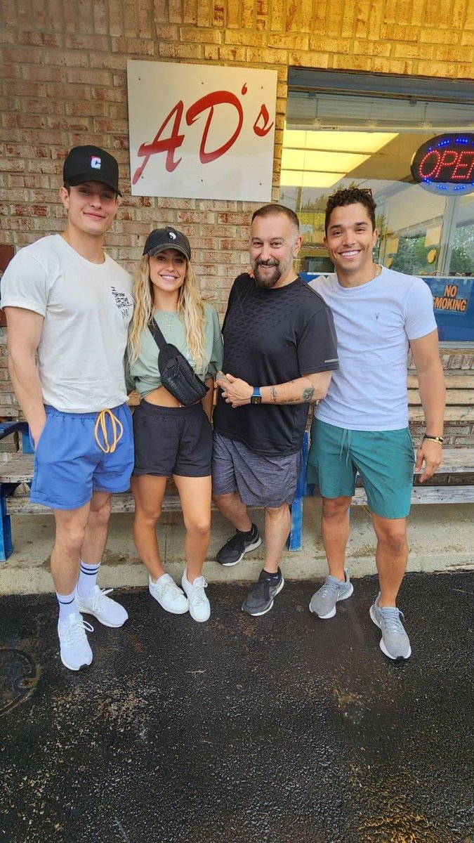 itzmeerind's tweet photo. @KailLowry @mattrife He was back in his hometown today and 👀 https://t.co/8lISbgxS6p